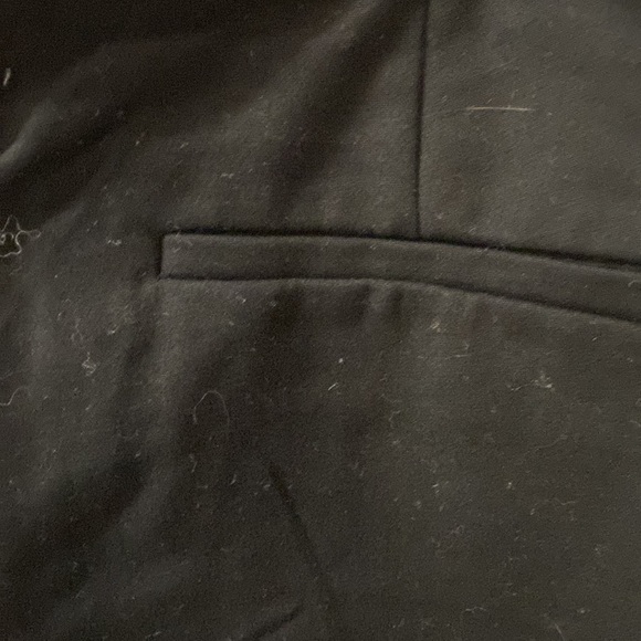 VINCE CAMUTO black sateen crop Capri pants 6 - Picture 3 of 3